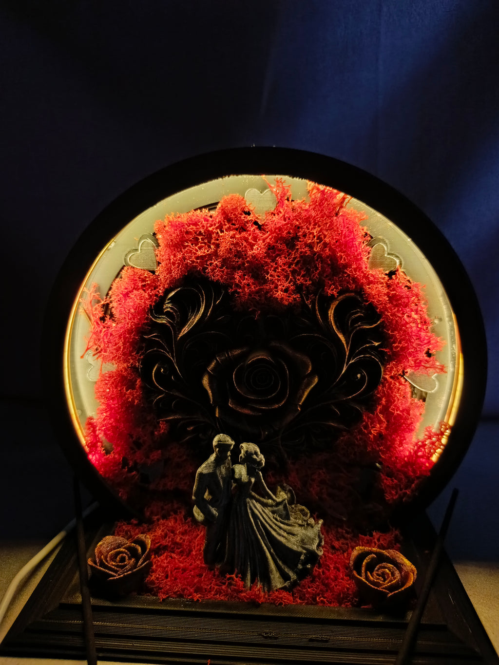 LED Işıklı Geriye Akış ve Çubuk Tütsülük – Sevgililer Günü Özel Aşk Temalı Dekor