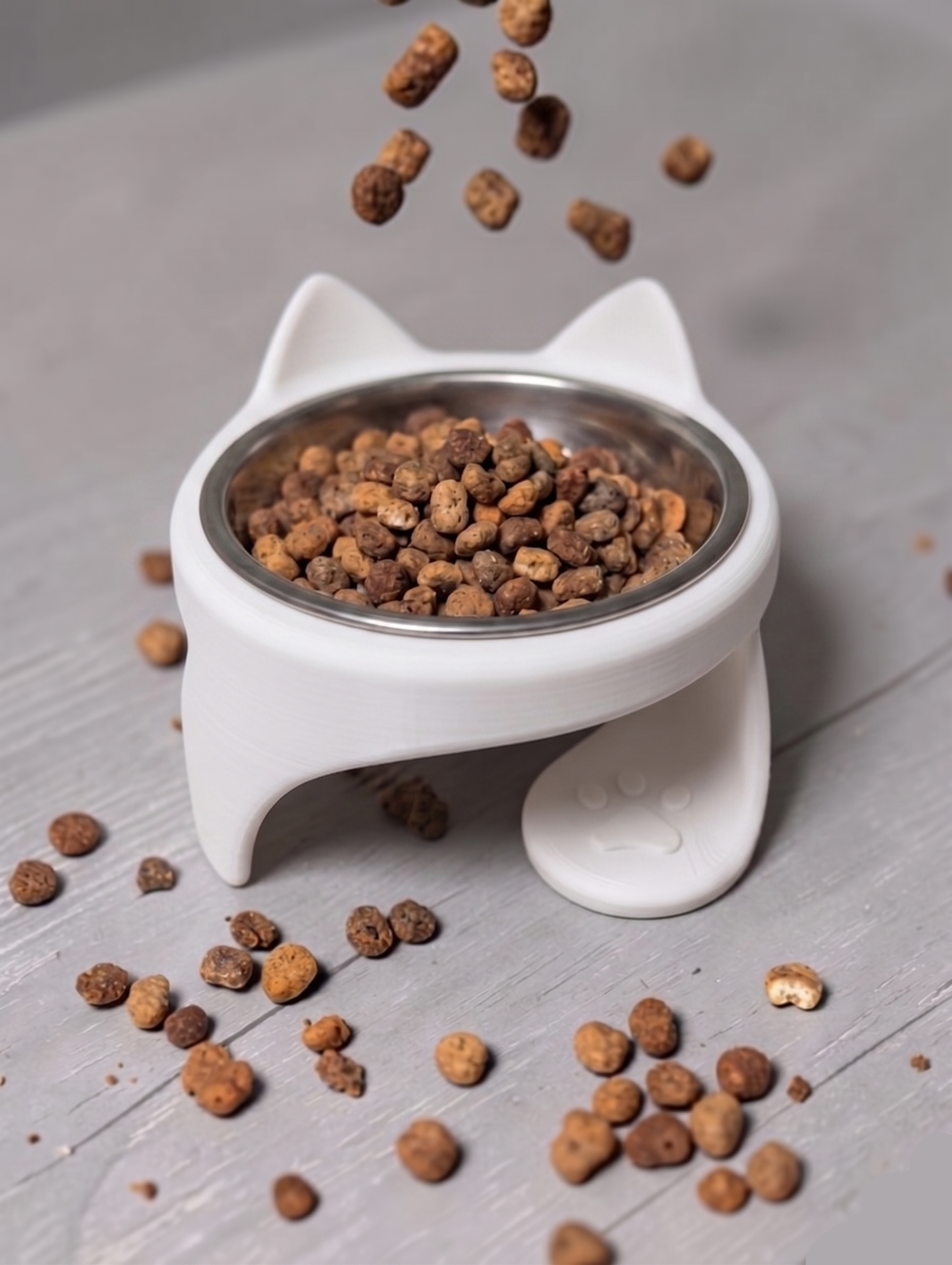 Mochi Kedi Kulaklı Yükseltilmiş Mama Kabı – Çıkarılabilir Paslanmaz Çelik Hazneli, Ergonomik Kedi & Küçük Irk Köpek Mama Kabı - Beyaz