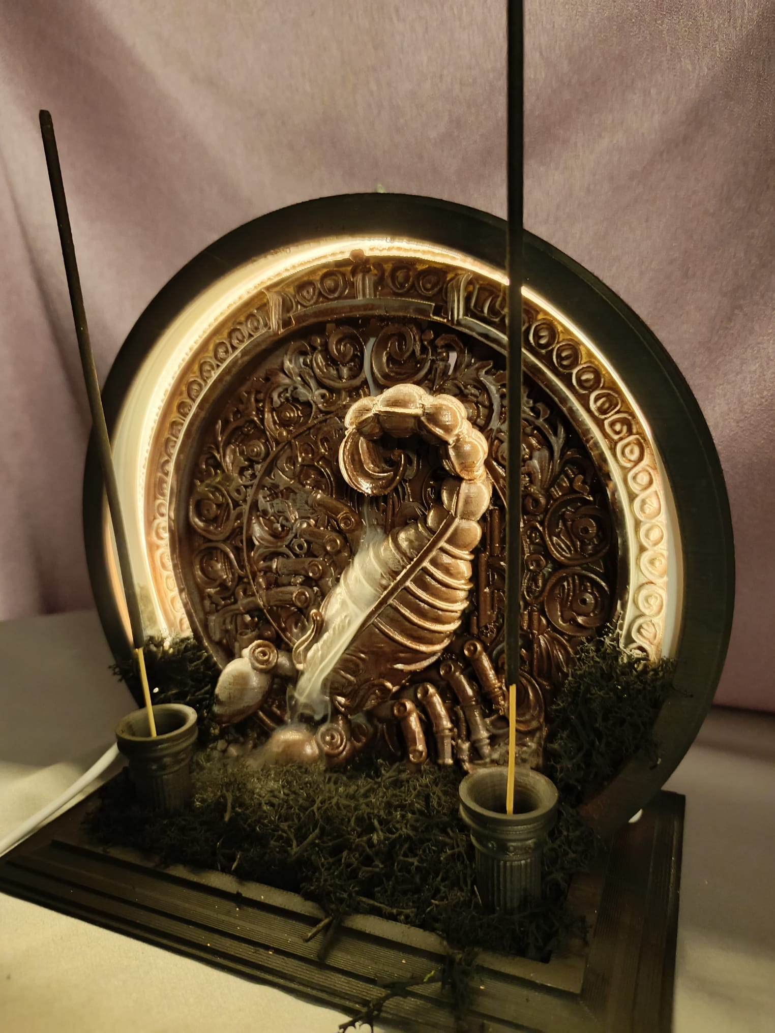 Akrep Burcu Işıklı Tütsülük | El Yapımı 3D Neon Ledli Geri Akış & Çubuk Tütsülük Dekor