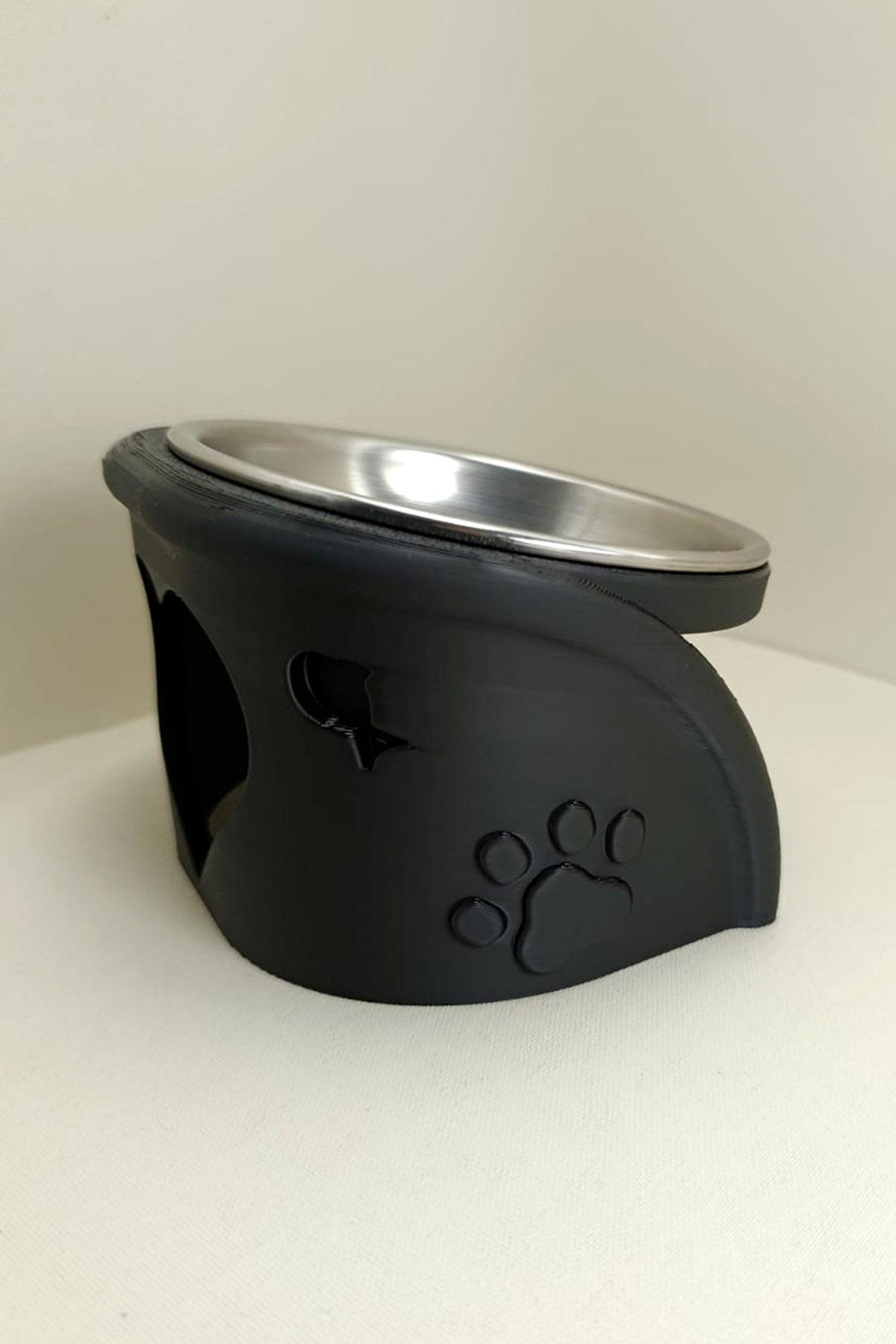 Pixi Kedi Mama Kabı Standı – %13 Eğimli Ergonomik Tasarım, PETG Gövde + Paslanmaz Çelik Kase Siyah
