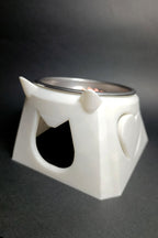 Luci Yüksek Ayaklı Kedi Mama Kabı - Boyun Koruyucu Eğik Tasarım - Anti-Stres Metal Kase