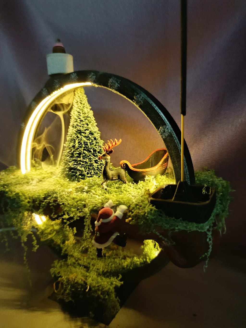 LED Işıklı Yılbaşı Orman Konseptli Geri Akış & Çubuk Tütsülük Dekor